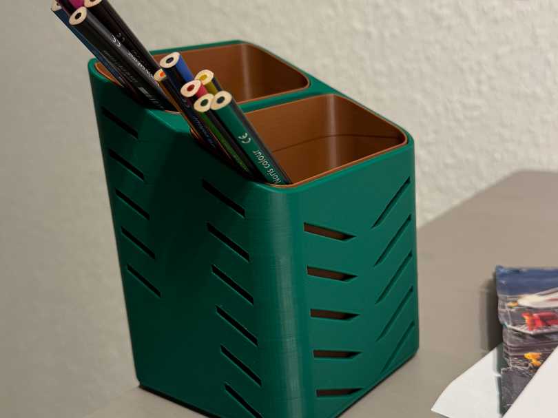 Tilt-Desk Organizer