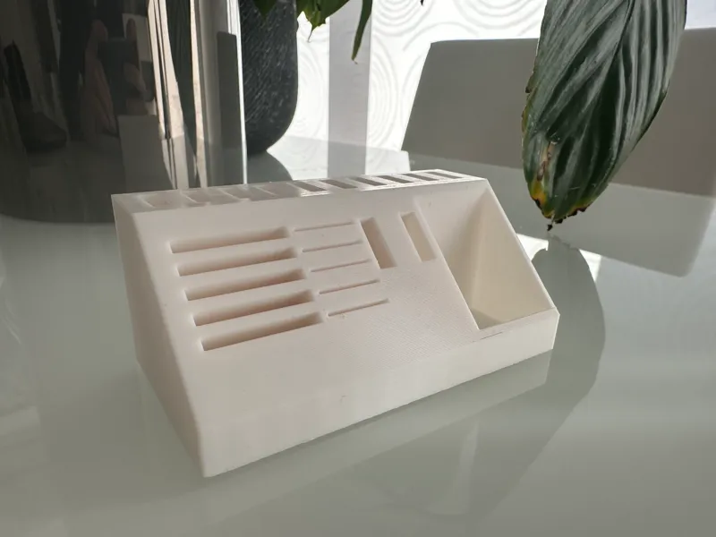 USB/Micro SD container