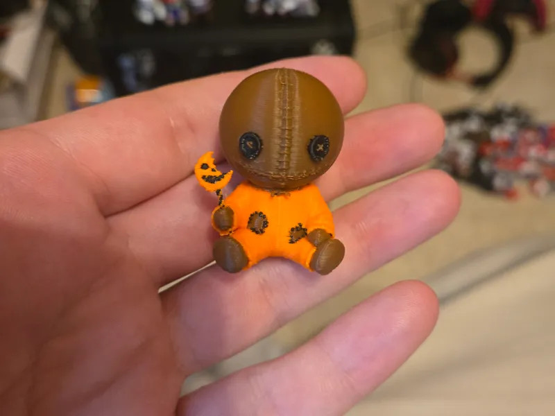 Sam (Trick R Treat) gachapop minifig style