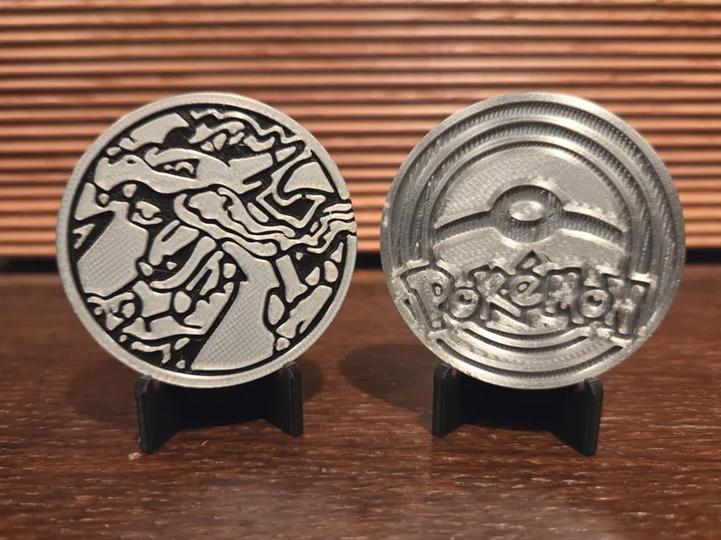 Pokemon TCG Coin Glurak Charizard X Ultra Premium