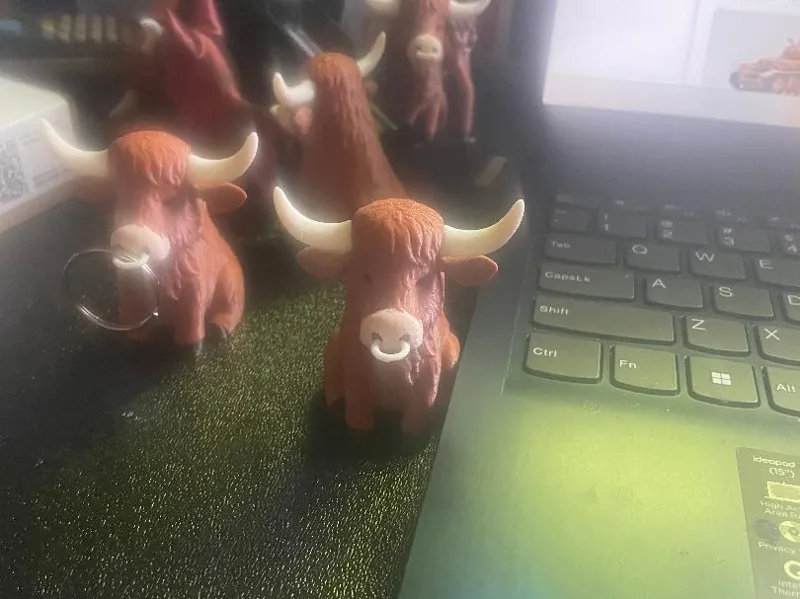 highland cow keychain