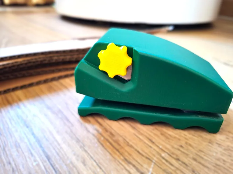 Cardboard cutter 