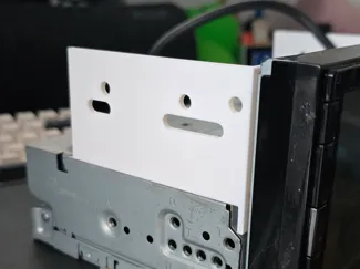 Pioneer SPH-EVO62DAB screen bracket