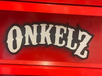 Onkelzlogo alte Schrift