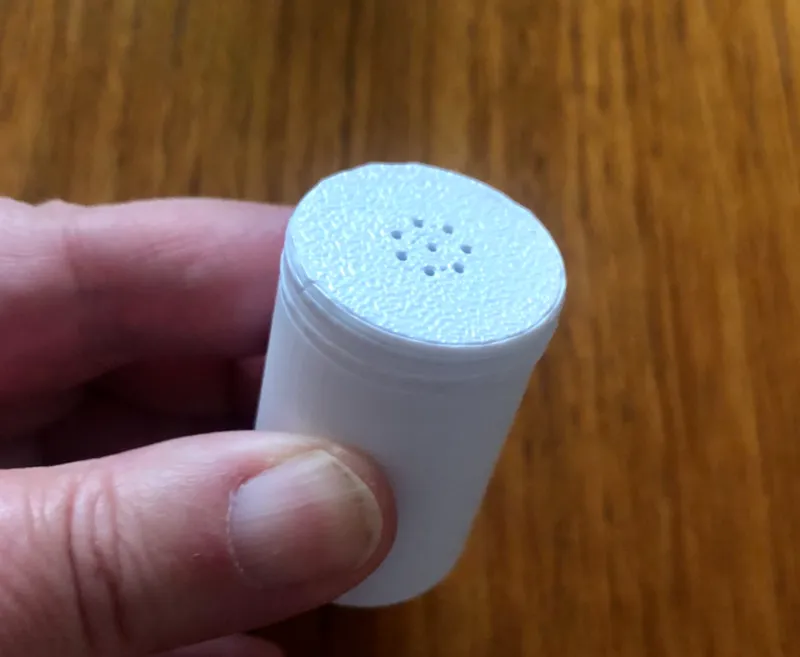 Tiny free flowing salt shaker