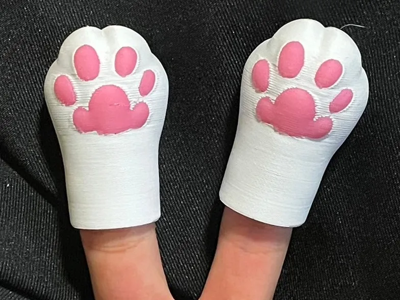 Finger Cat Paw Say Hey!