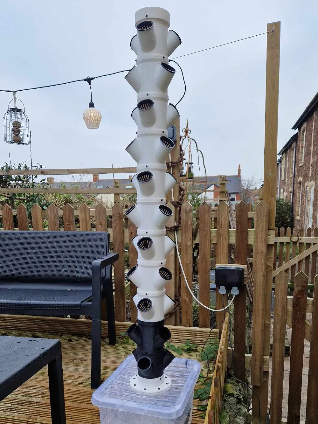 Modular Hydroponics Tower V1 view 2