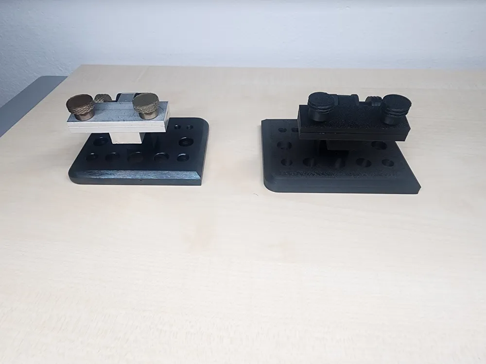 PCB Mini Holder by Minestyle MakerWorld: Download Free 3D Models