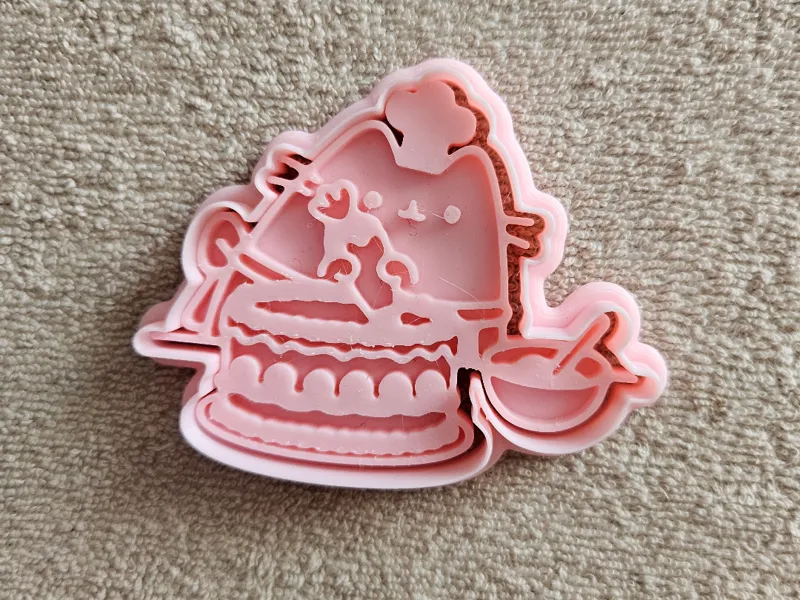 Pusheen maid - cookie cutter