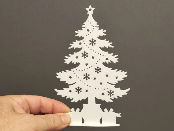 Sapin de Noël avec cadeaux (socle inclus)