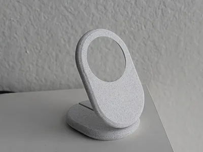 Pixelsnap Inspired Wireless Charging Stand