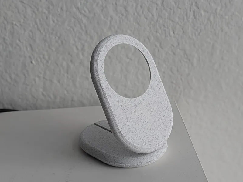 Pixelsnap Inspired Wireless Charging Stand
