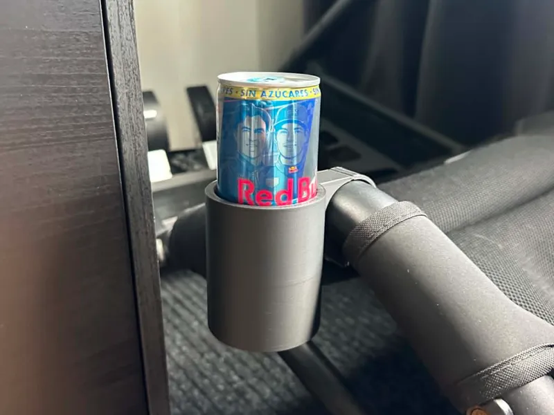 Playseat Trophy can holder