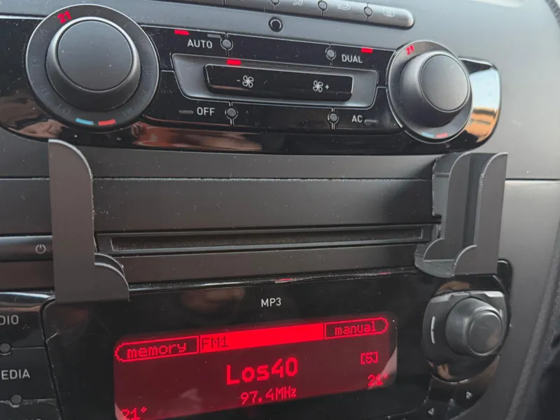 Soporte de coche para móvil 2