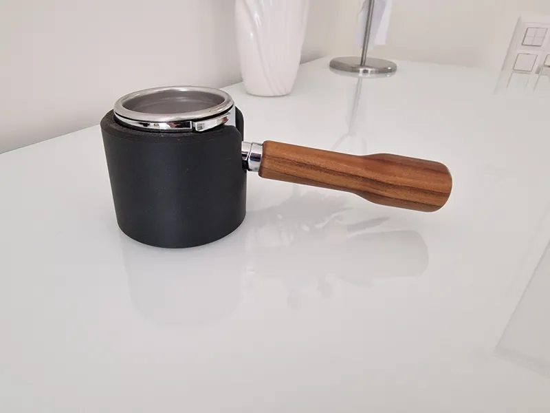 Simple Tamper Station