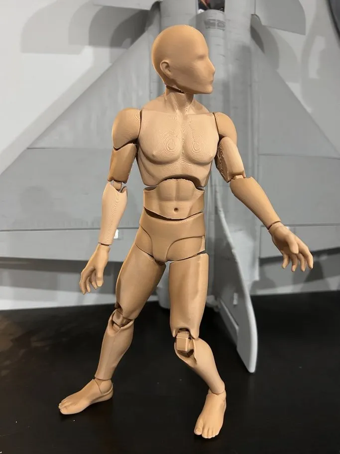 PLA-Boy, 1.0 - Posable Artist Dummy Mannequin view 2