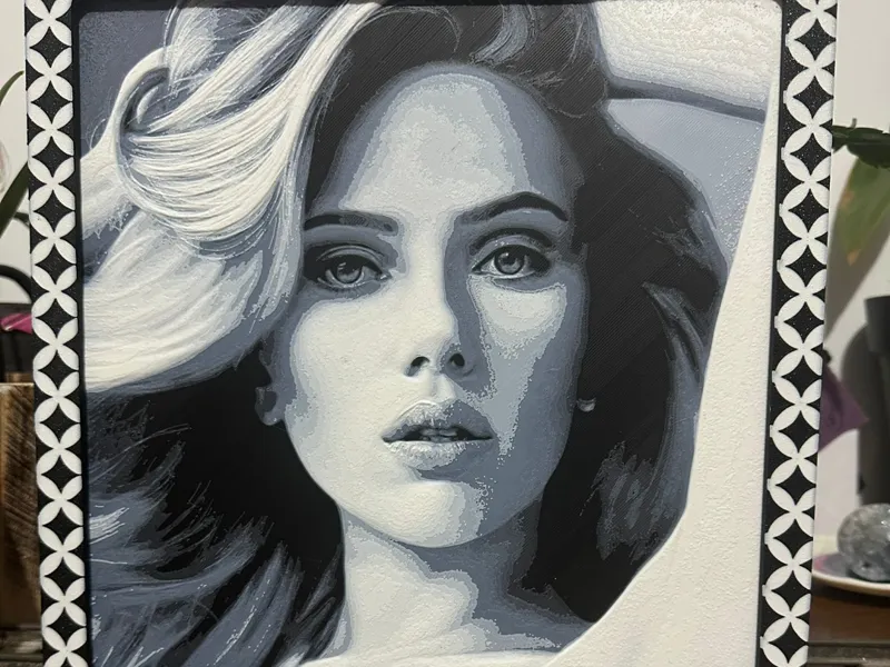 Scarlett Johansson hueforge 240x240