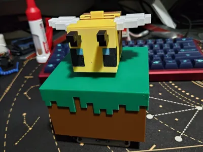 Articulated Big Bee Keycap (CAD File Included)
