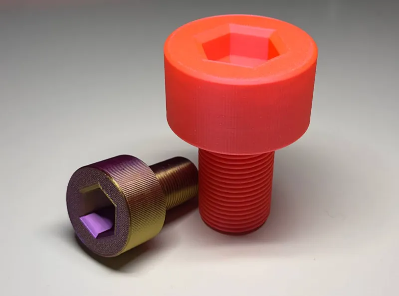 Screw-shaped Container