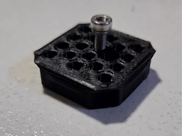 https://makerworld.bblmw.com/makerworld/model/US703326617b824c/design/2025-07-22_07c4ecb283cf2.jpg