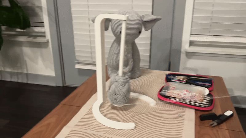 Magnetic Yarn Ball Hanger