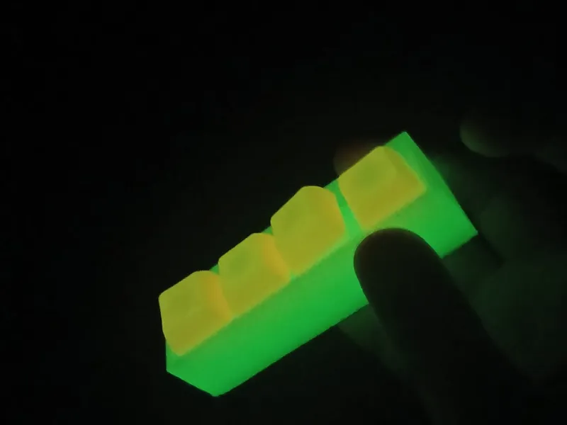 glow clikker
