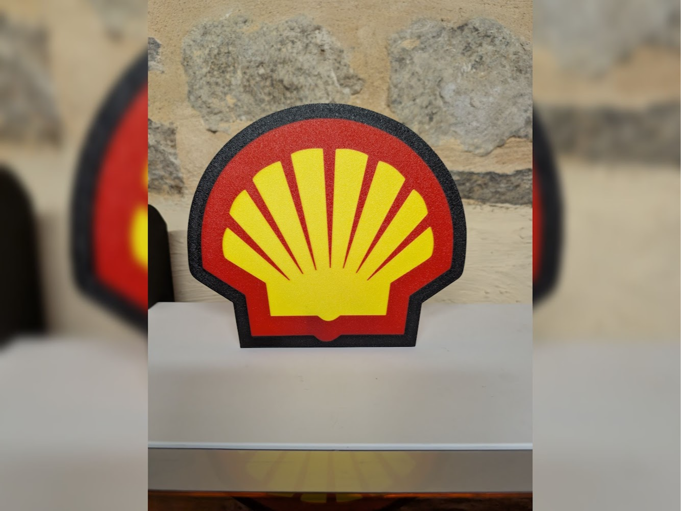 lightbox shell logo
