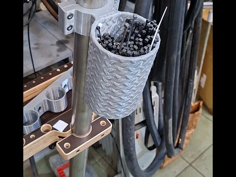 Сontainer for bicycle repair stand