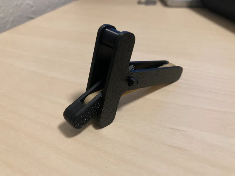 Over Center Fidget Mechanism