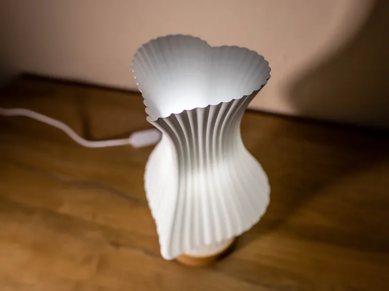 Valentine’s Heart-Shaped LED Lamp