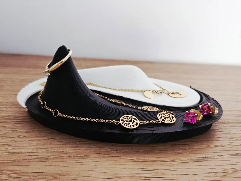 Everyday jewlery tray