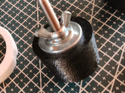 Flexible plug for 40mm drain