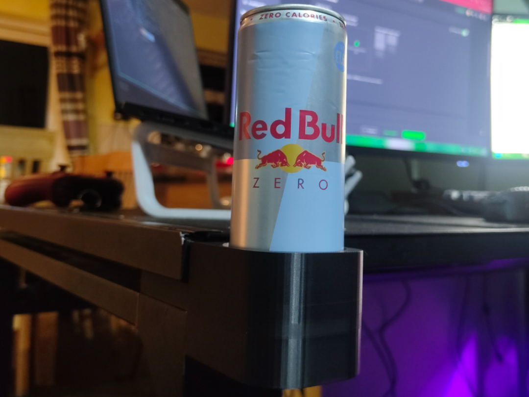 Secret Lab Magnus redbull holder