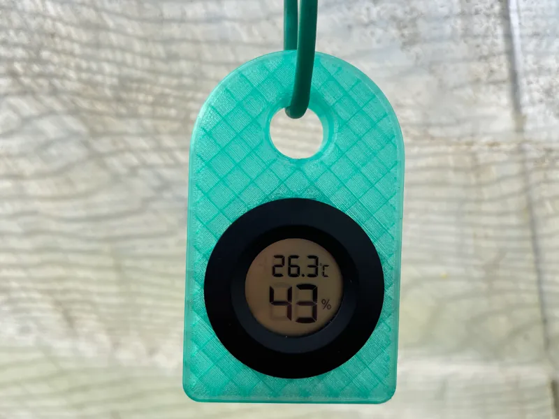 Indoor/outdoor hygrometer case