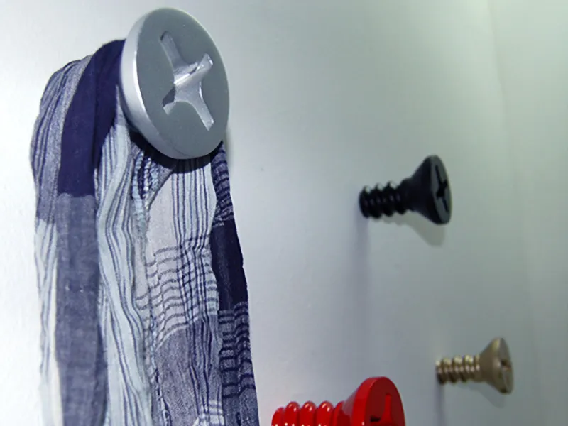 Screw Coat Hanger