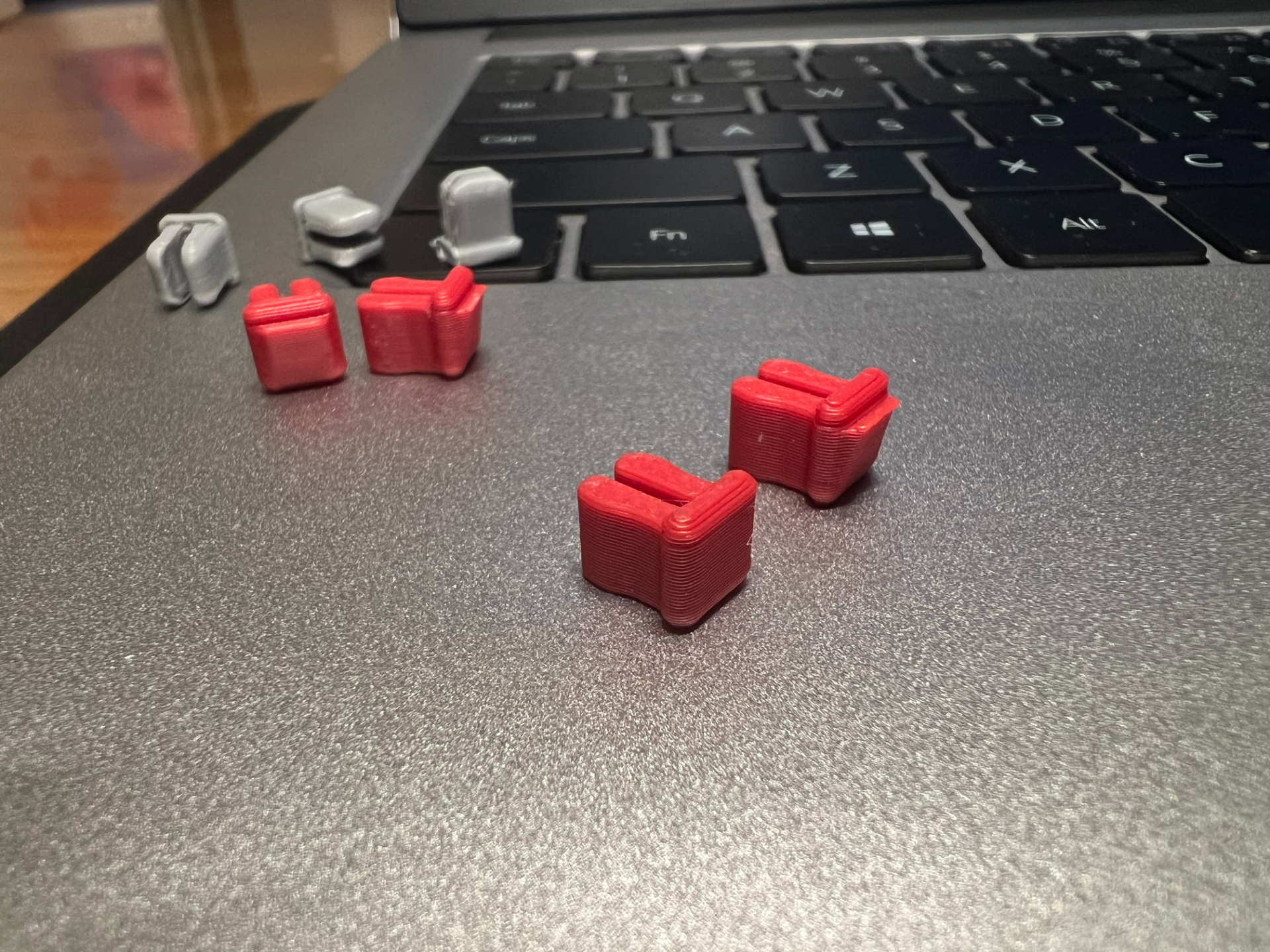 Miniatura 1 do modelo 3D 洞洞板配件 - 固定扣