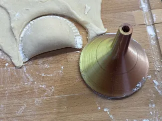 Dumpling press
