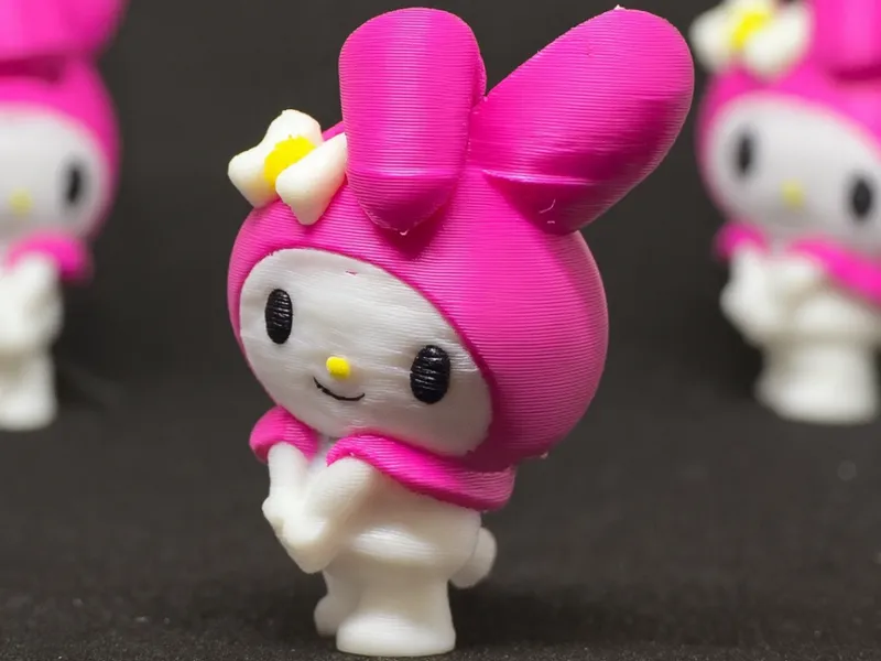 My Melody Cute Pose (Keychain Hole Available)