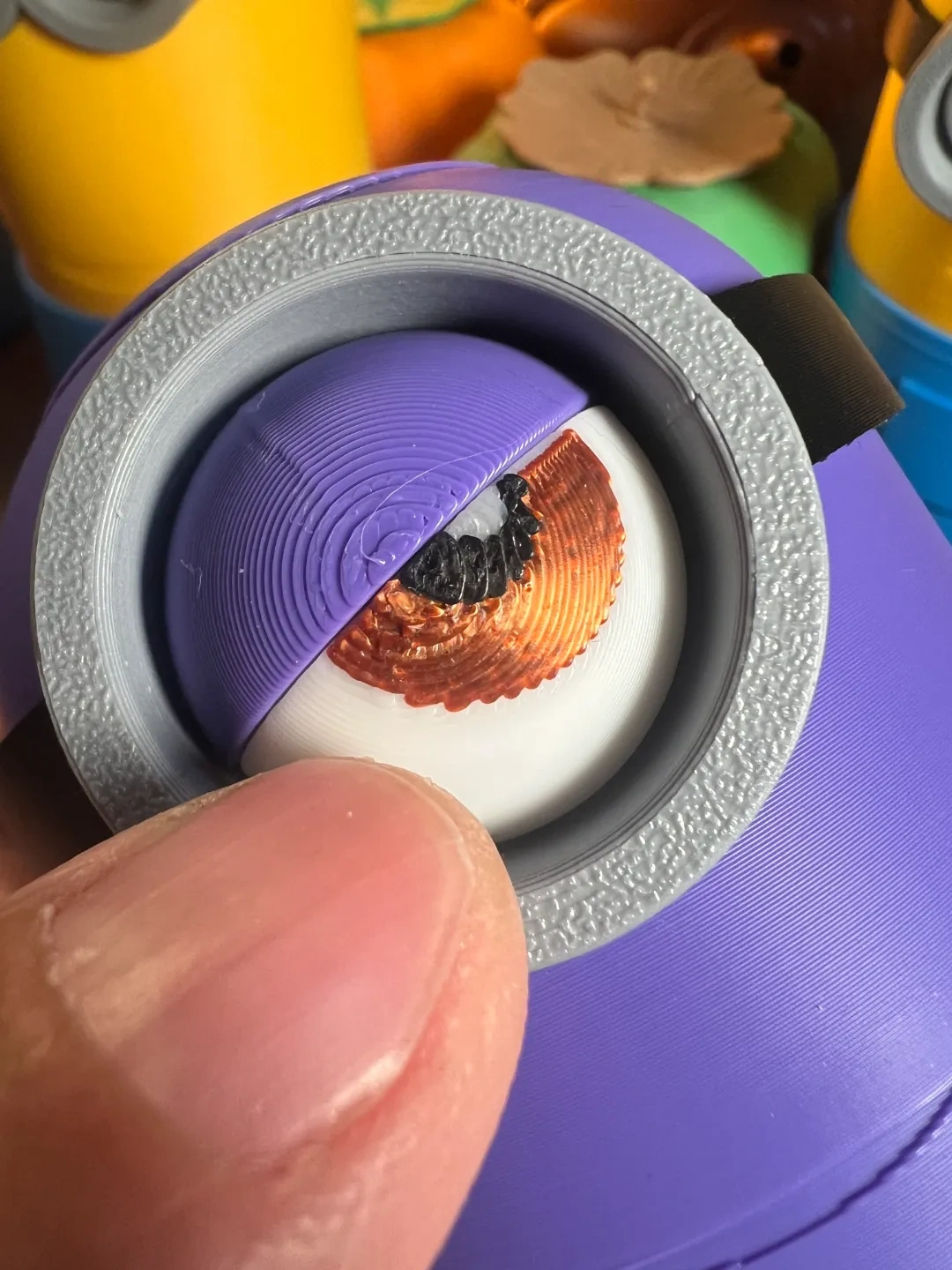 Miniatura 8 do modelo 3D 小黄人系列：手办、玩偶、存钱罐、笔筒、加湿器、储物罐