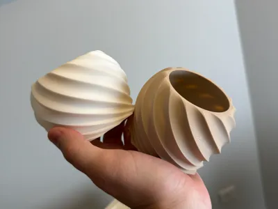 Cute Twisty Plant Pot and Matching Saucer Base