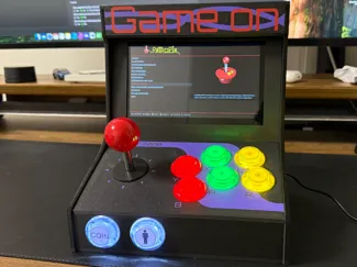 Arcade for RetroPie with 7 Inch LCD