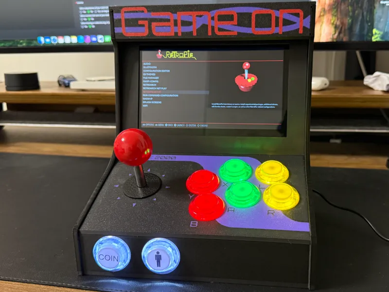 Arcade for RetroPie with 7 Inch LCD