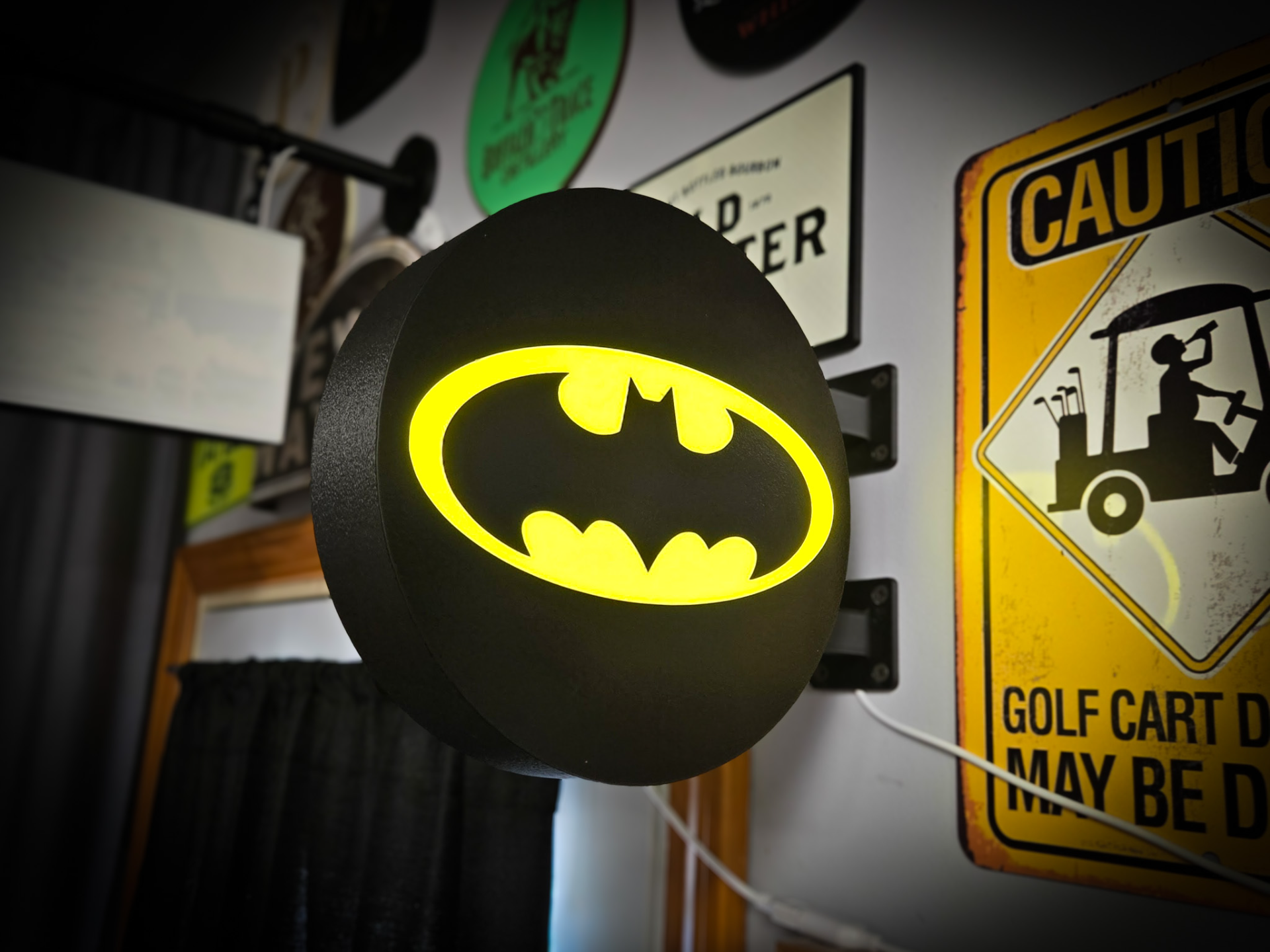 BATMAN (1960s Classic) ~ 2-Sided Round Lightbox
