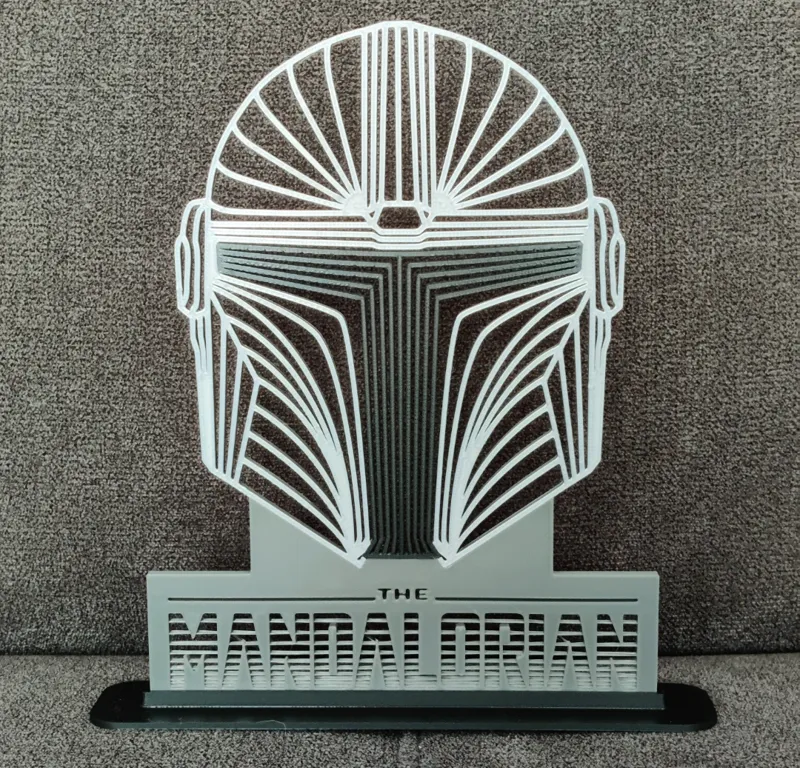 The Mandalorian Line Art - Din Djarin Helmet