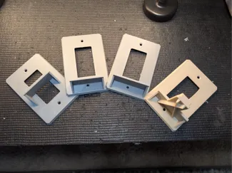 Decora receptacle plates w/smart plug brace