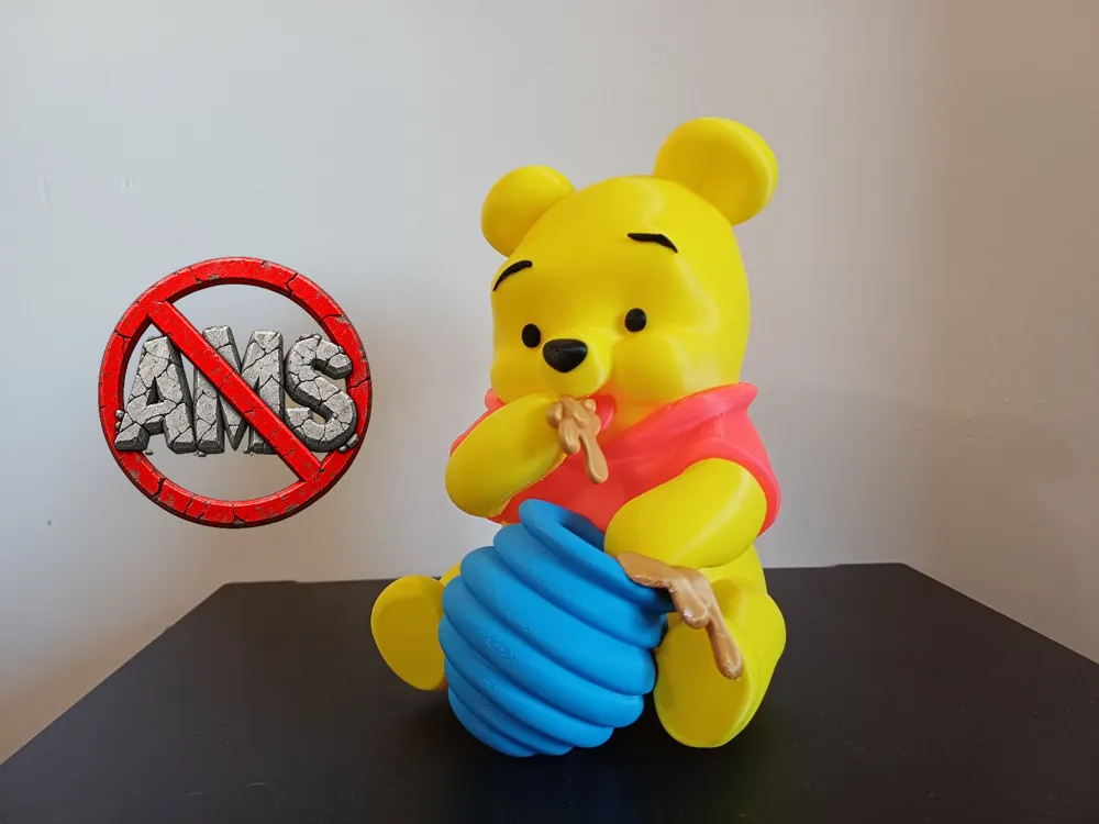 Accesorio para impresora 3D: Winnie the Pooh / NO AMS. Referencia del modelo original.