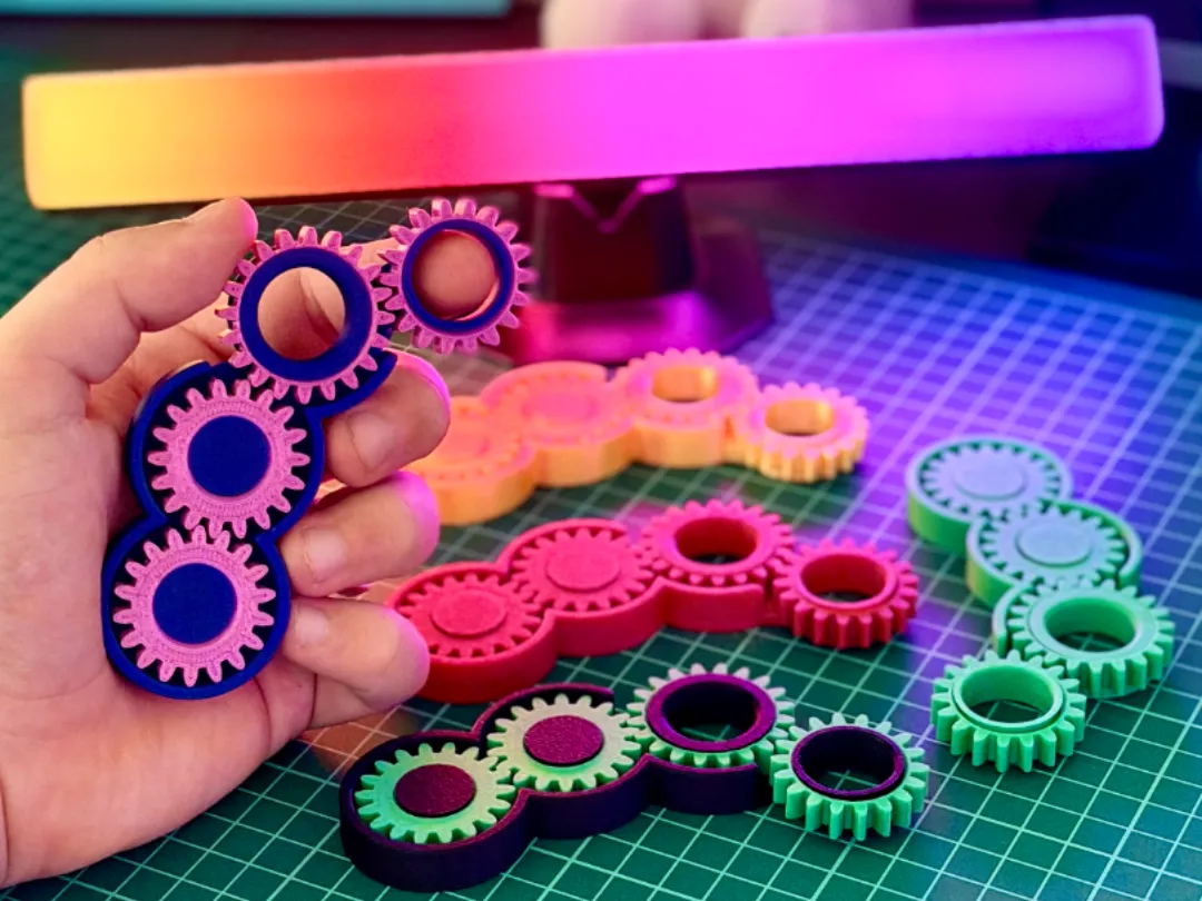 Fidget gear - Print in place - Free 3D Print Model - MakerWorld