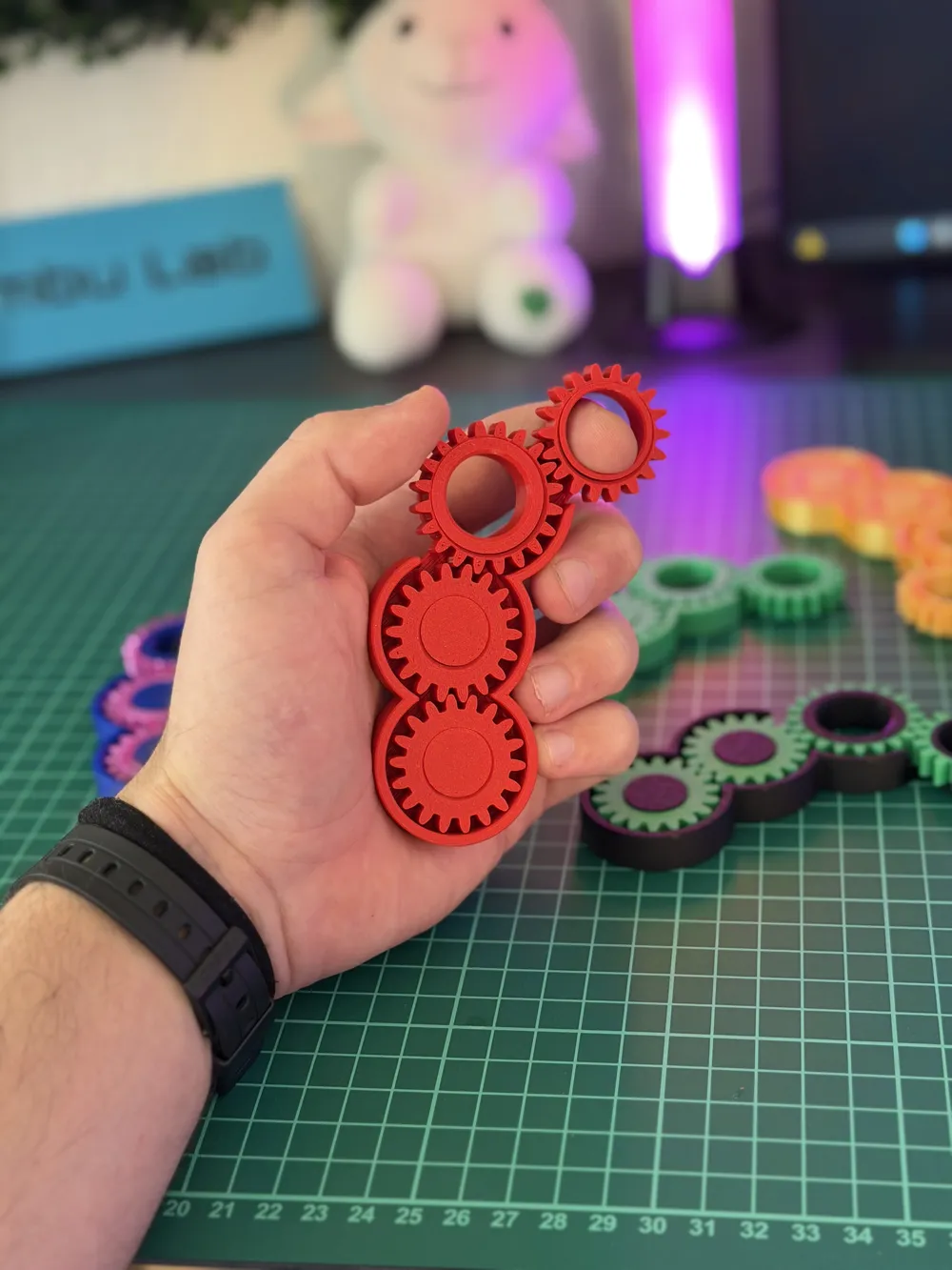 Fidget gear - Print in place - Free 3D Print Model - MakerWorld