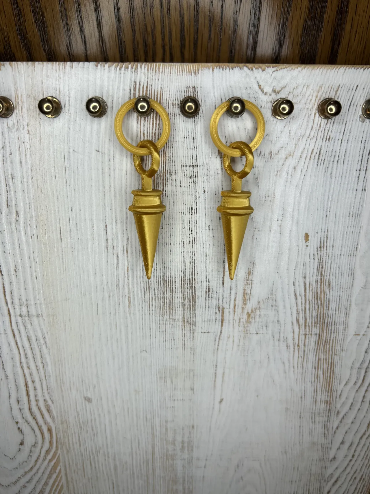 Yor Forger's earrings - Spy x Family view 4