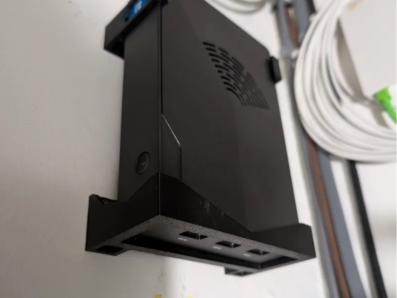Xyber Hydra NAS Wall Mount - Improved Airflow